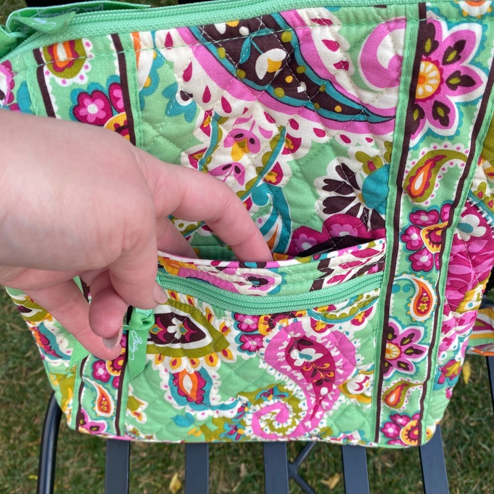 Vera Bradley TuttiFrutti Paisley Hipster Crossbody - Picture 7 of 13